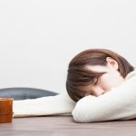 コーヒーを飲んだ後、眠気に襲われ・・・